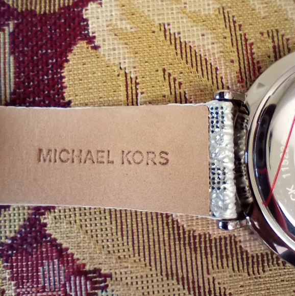 Michael Kors Addyson Silver Monogram Watch - Picture 12 of 14